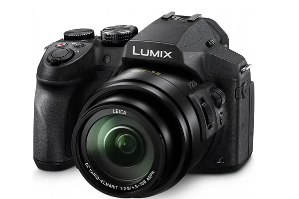 Camera FZ1000 Lumix