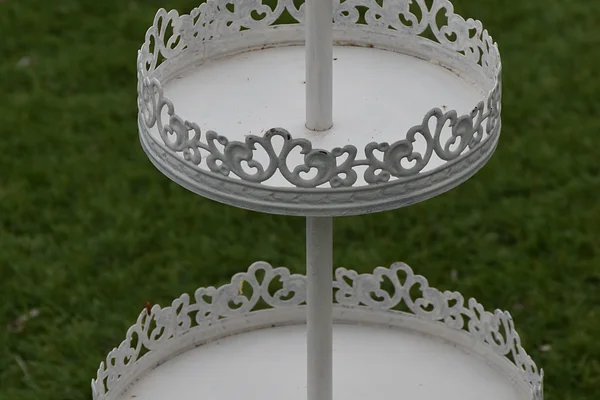 Présentoir à gâteaux 3 niveaux en métal blanc