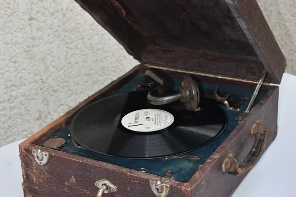 Tourne-disque vintage décoratif