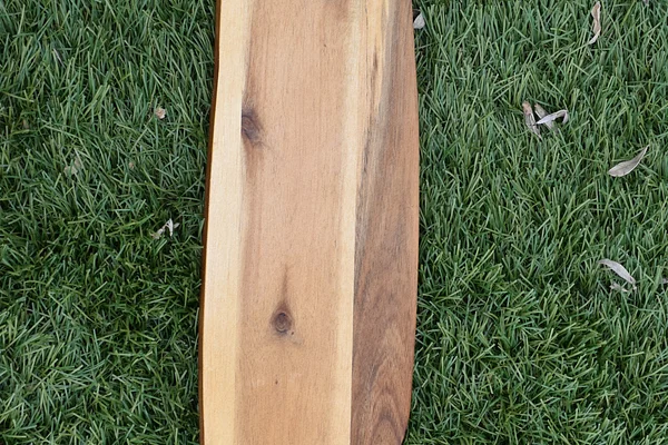 Longue planche apéritif en bois